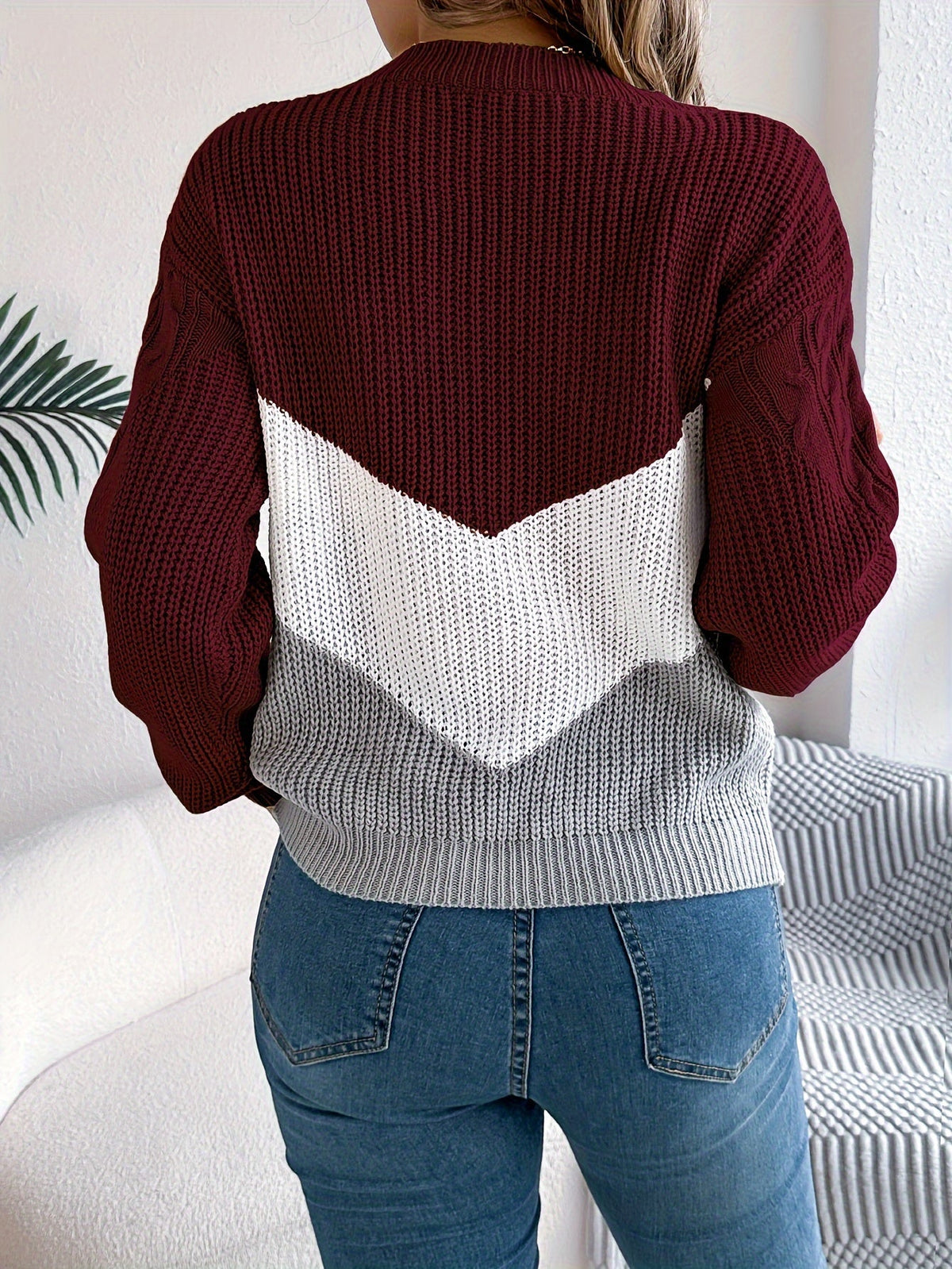 Blythe™ | Color-Block Round Neck Sweater